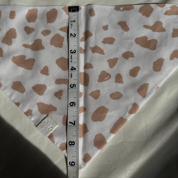 NWT Blush & Fluff Strawberry Cow Print Dog Bandana, White and Pink, Size M - Picture 14 of 16